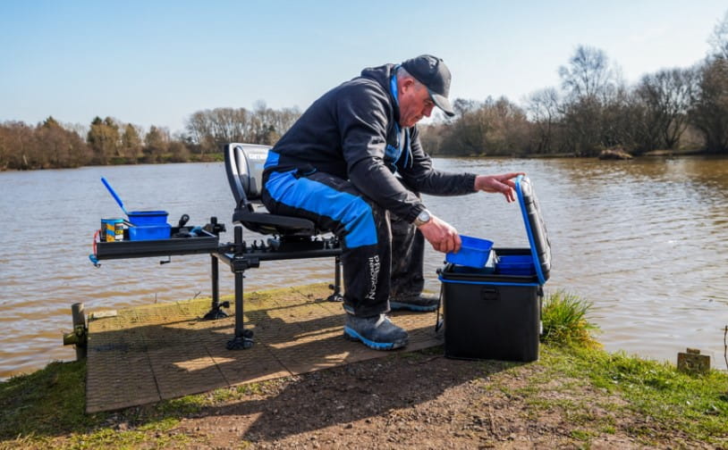 Uferpromenade, Draußen, Landschaft, Mann, Person