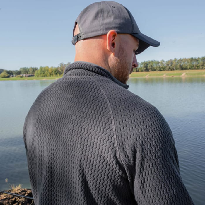 Kapuzenpullover, Sweater, Körperbereich Rückansicht, texturiertes Muster, Baseballkappe