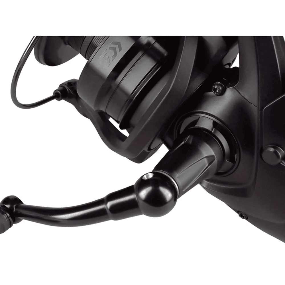 Daiwa-emblem-BR-10000-3