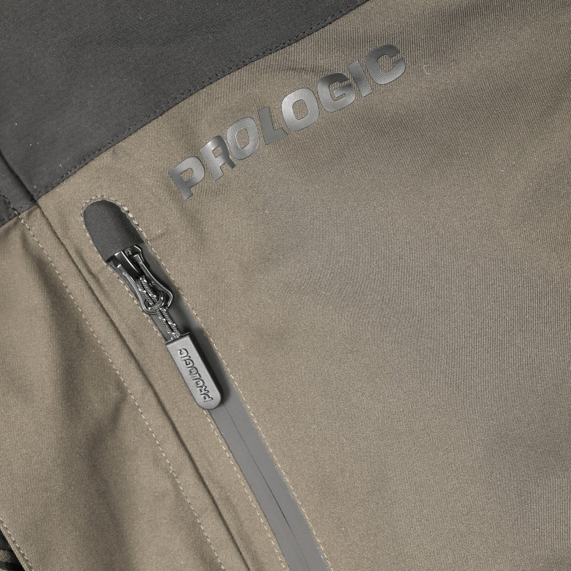 Prologic Signature Thermal Suit 3teilig L – Bild 10, Reißverschluss, Wanderrucksack, Tarnbraun, Kunststoffreißverschluss, Polycool?