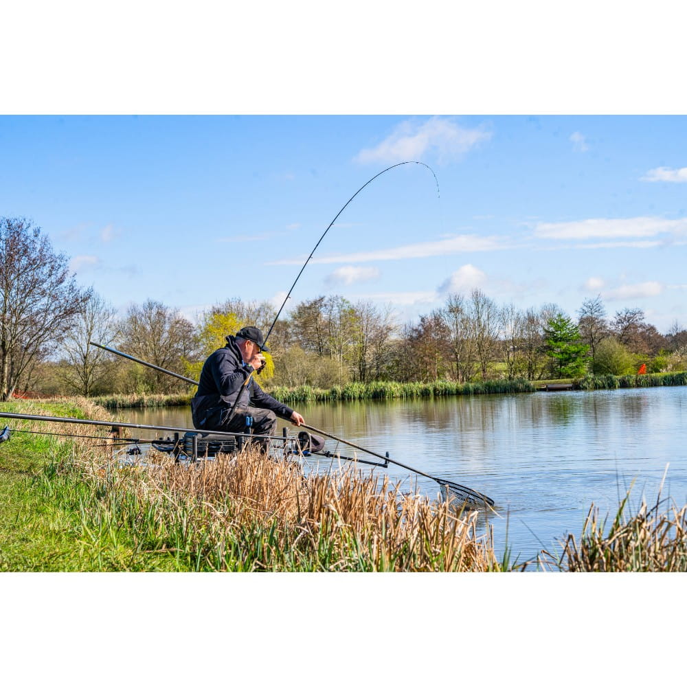 Preston Dura Carp Feeder 9 ft 30g (275 cm) Preston Dura Carp Feeder 9 ft 30g (275 cm)