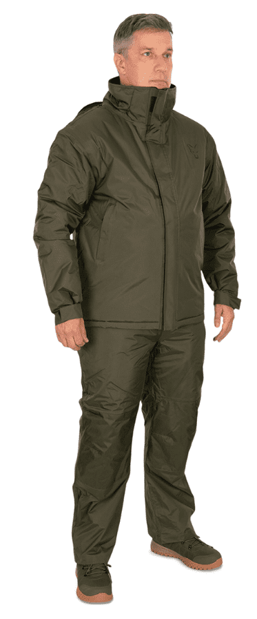 Fox Collection V2 Winter Suit M, Regenanzug, Jacke und Hose, Olivgrün, Hoher Kragen, Wasserabweisendes Material