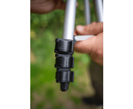 Korum Selfie Tripod – Bild 7, Steckverbinder, Schnellspannsystem, Klemmverbinder, Schwarz, Aluminium