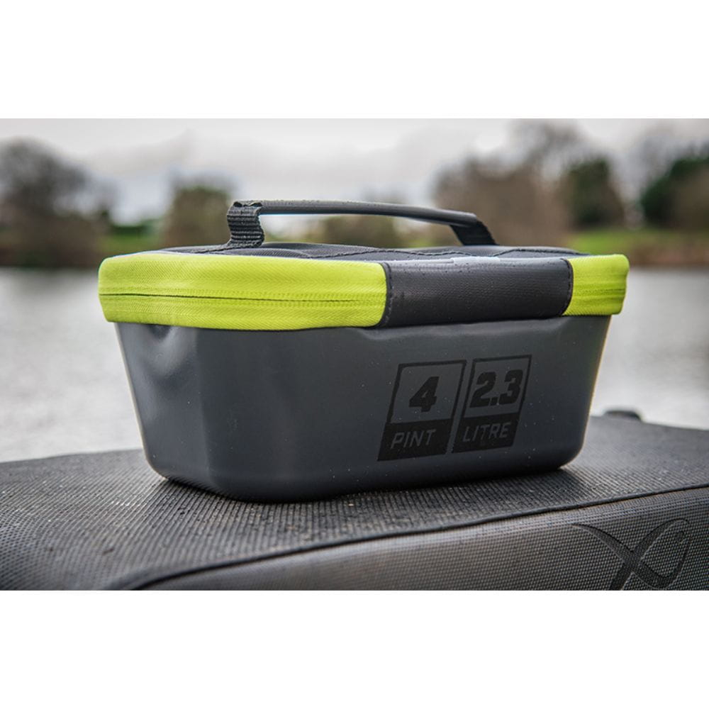 Fox-Matrix-EVA-Air-Flow-Bait-Tub-GBT033-7 Fox Matrix EVA návnadová vanička Ködertasche 4 body 2,3 litra