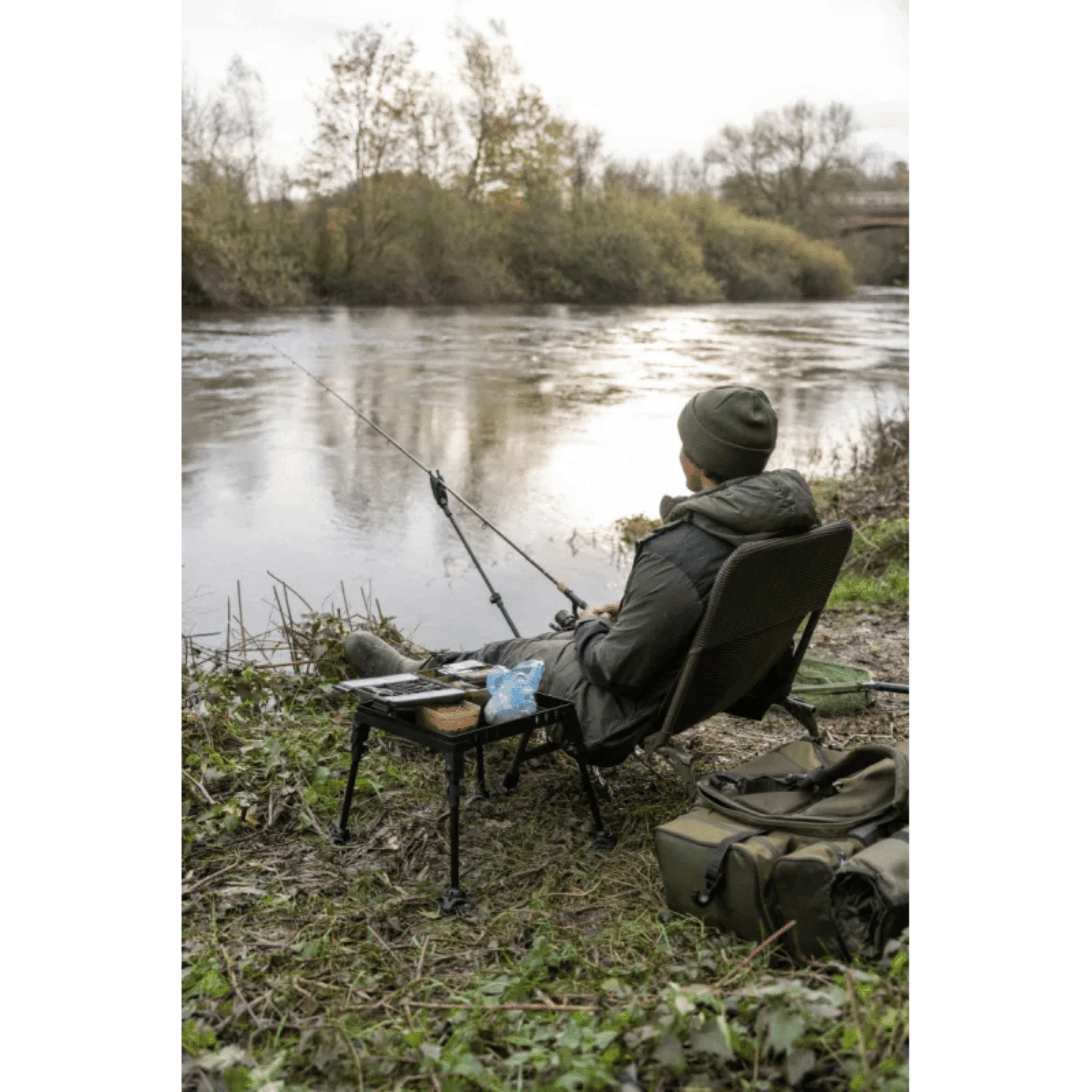 Angeln, Angler, Sitzgelegenheit, Flussufer, Ausrüstung