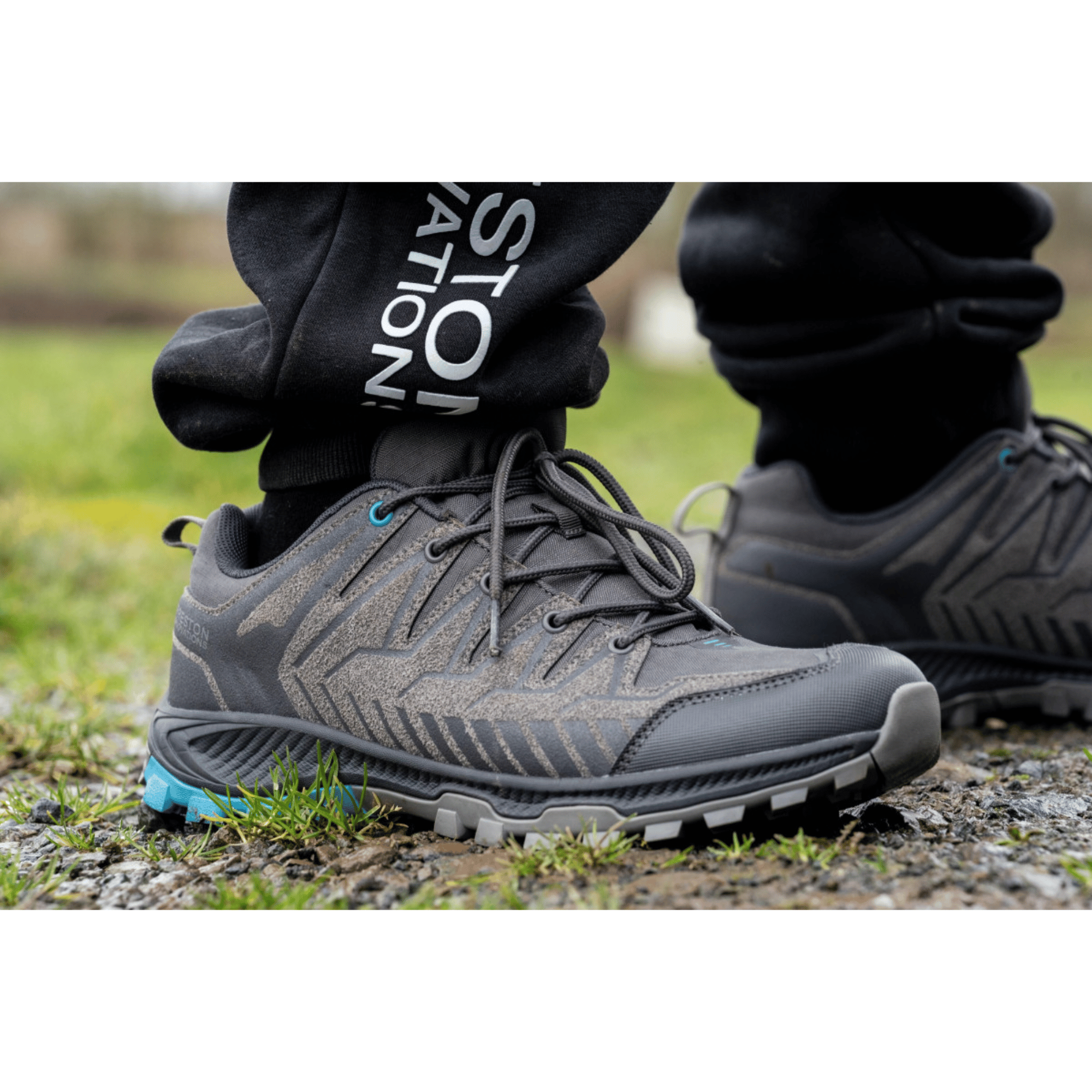 Hiking shoes, Grau Schuh, Outdoor footwear, Schnürschuh, Raues Sohlenprofil
