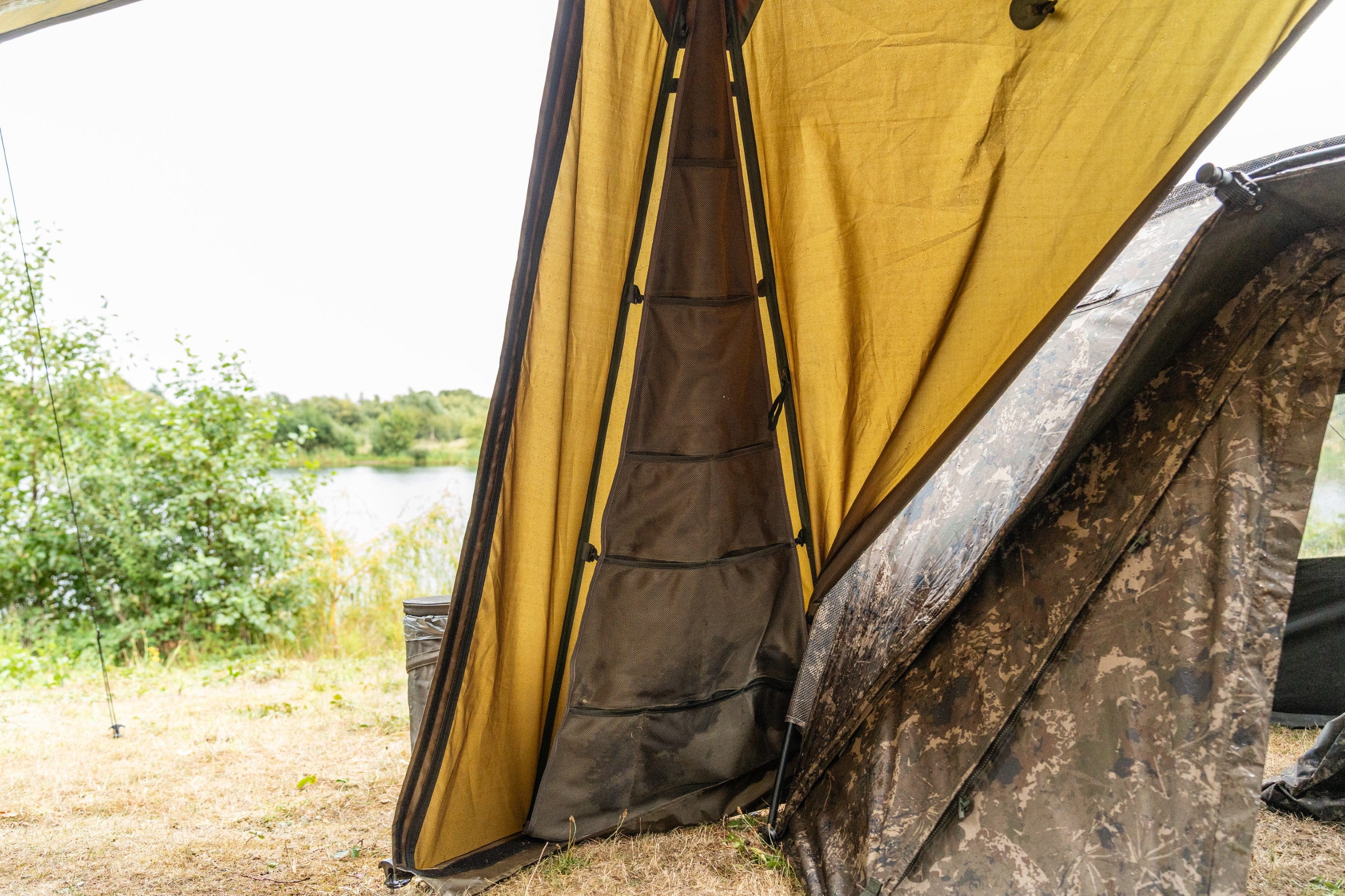 Zelt, Camping, Aufbauzelt, Außenbereich, Tarnmuster