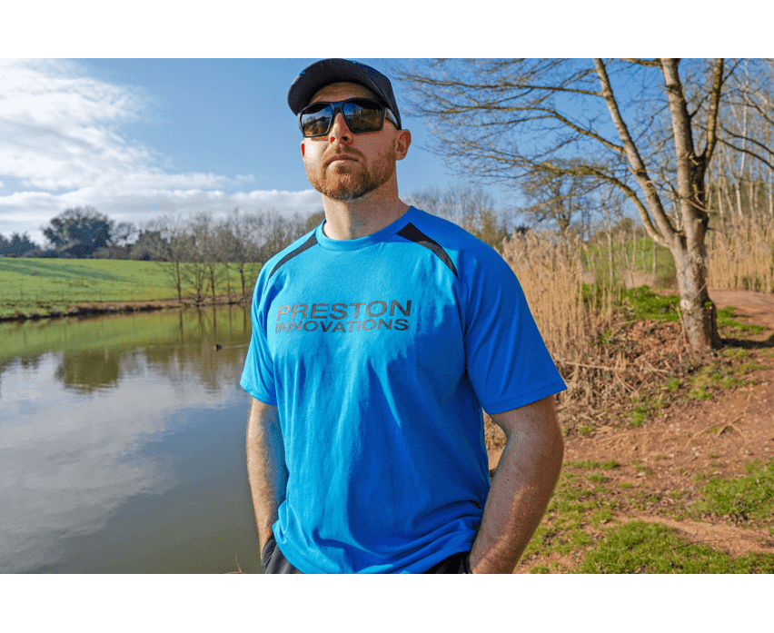 T-Shirt, Polyester, Blau,  Kurzarm, Bedrucktes Logo