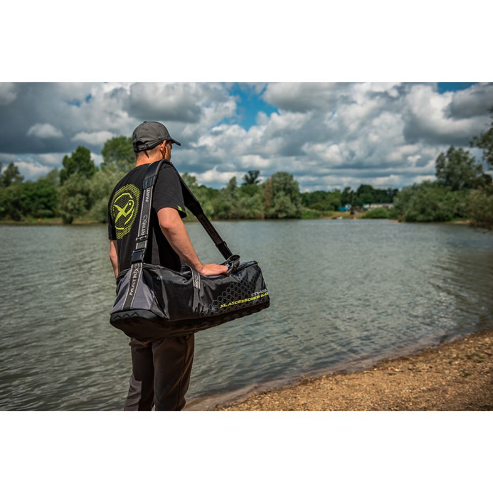 Fox Matrix Ethos XL Accessories Bag Fox Matrix Ethos XL Accessories Bag