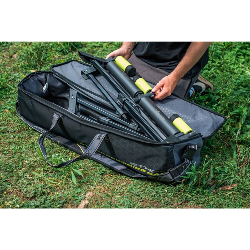 Fox Matrix Ethos XL Accessories Bag Fox Matrix Ethos XL Accessories Bag