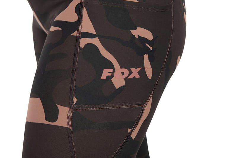  camouflage,  camo print,  sport pants,  tight fit,  brand logo