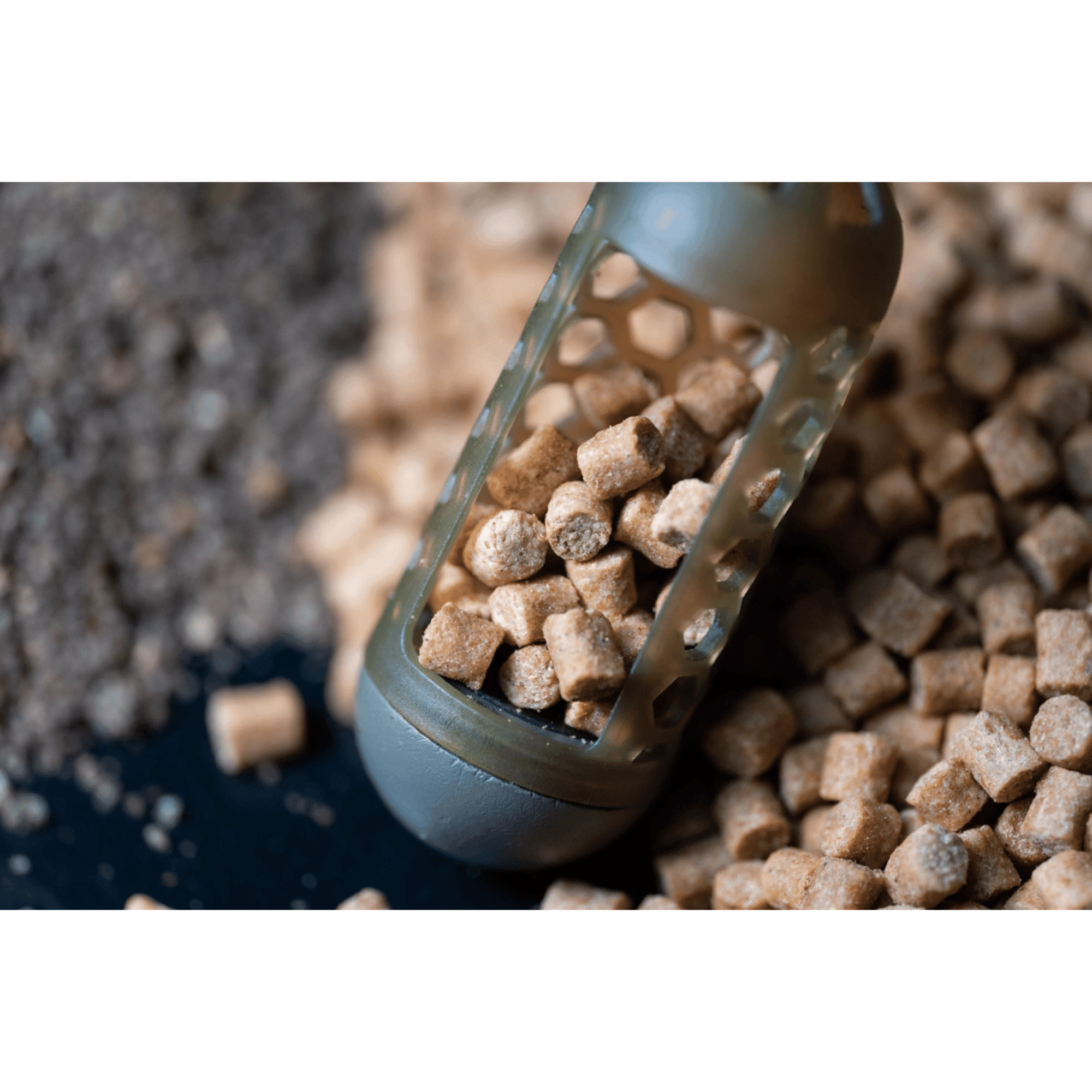 Katzenfutter, Trockenfutter, Pellets, Körnung, Futterpellets