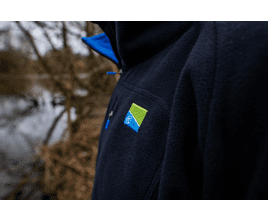 Fleece Jacke, Nähte, Reißverschluss, Innentasche, Farbkontrast