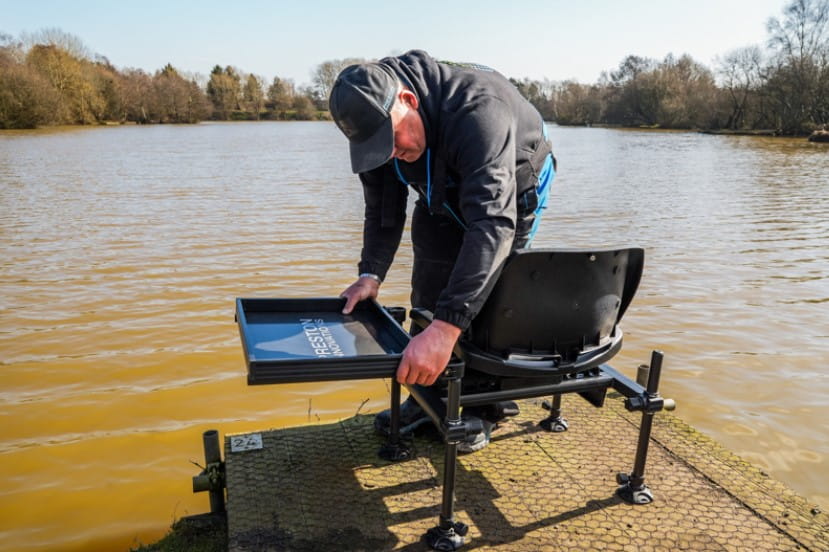 Erwachsener, Männlich, Mann, Person, Mobiliar