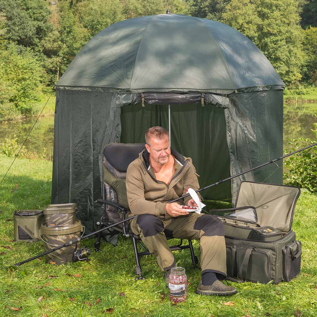 shelter-schirmzelt-action Shelter Schirmzelt Aufnahme