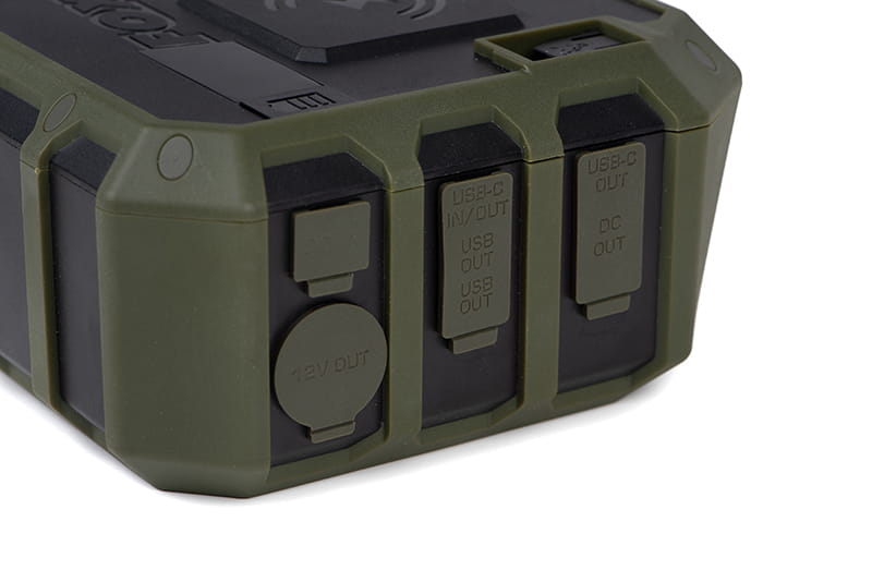 12V, outlet, USB-C, adapter, green