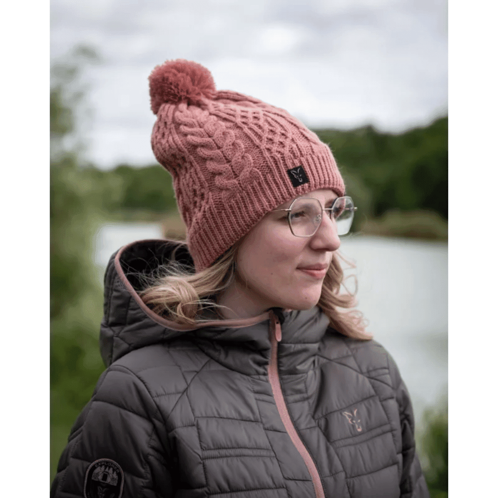 Hut, Mütze, Jacke, Person, Strickwaren