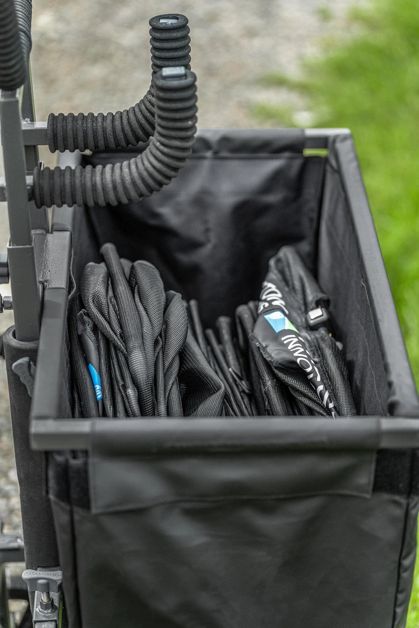 Preston Shuttle Net Bag – Bild 3, Zubehörkorb, Fahrradkorb, Aufbewahrung, Gepäcktasche, Kabelorganizer
