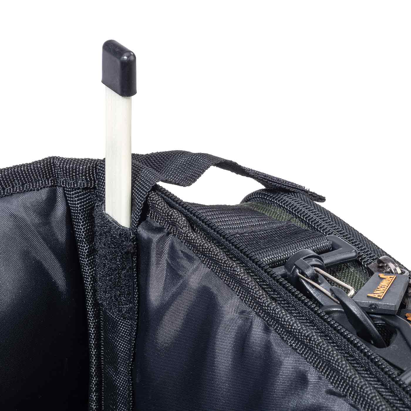 7158034_tab-lock-gear-bag-detail Tab-Lock-Gear-Bag - Detail