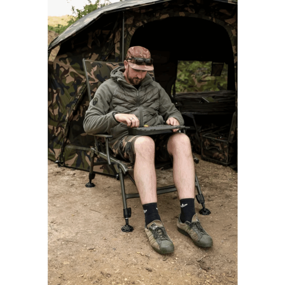 Person, Sitzend, Erwachsener, Männlich, Mann