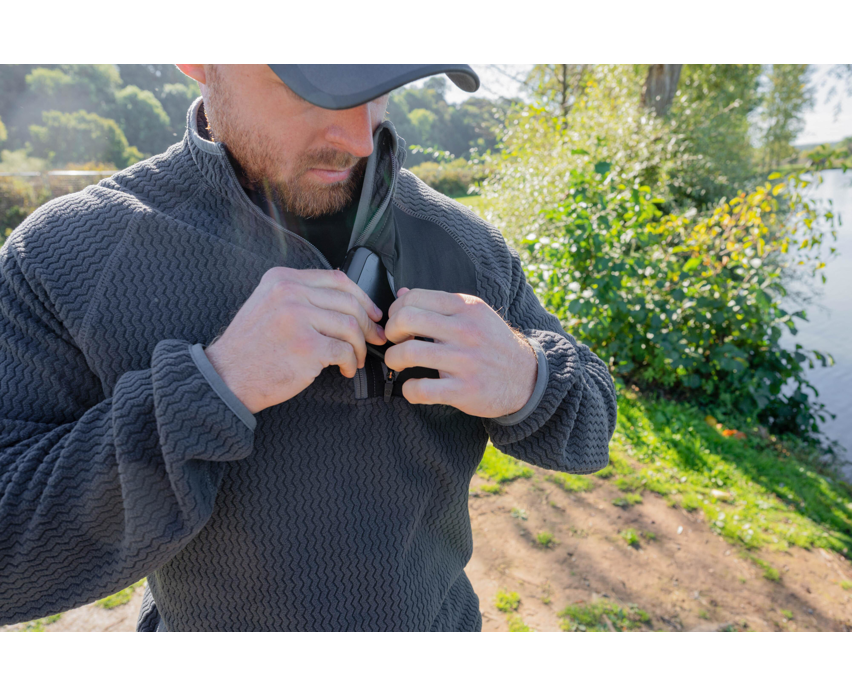 Fleecejacke, Pullover, Reißverschluss, Kragen, Mütze