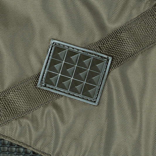 deluxe-carpmaster-mat-feet