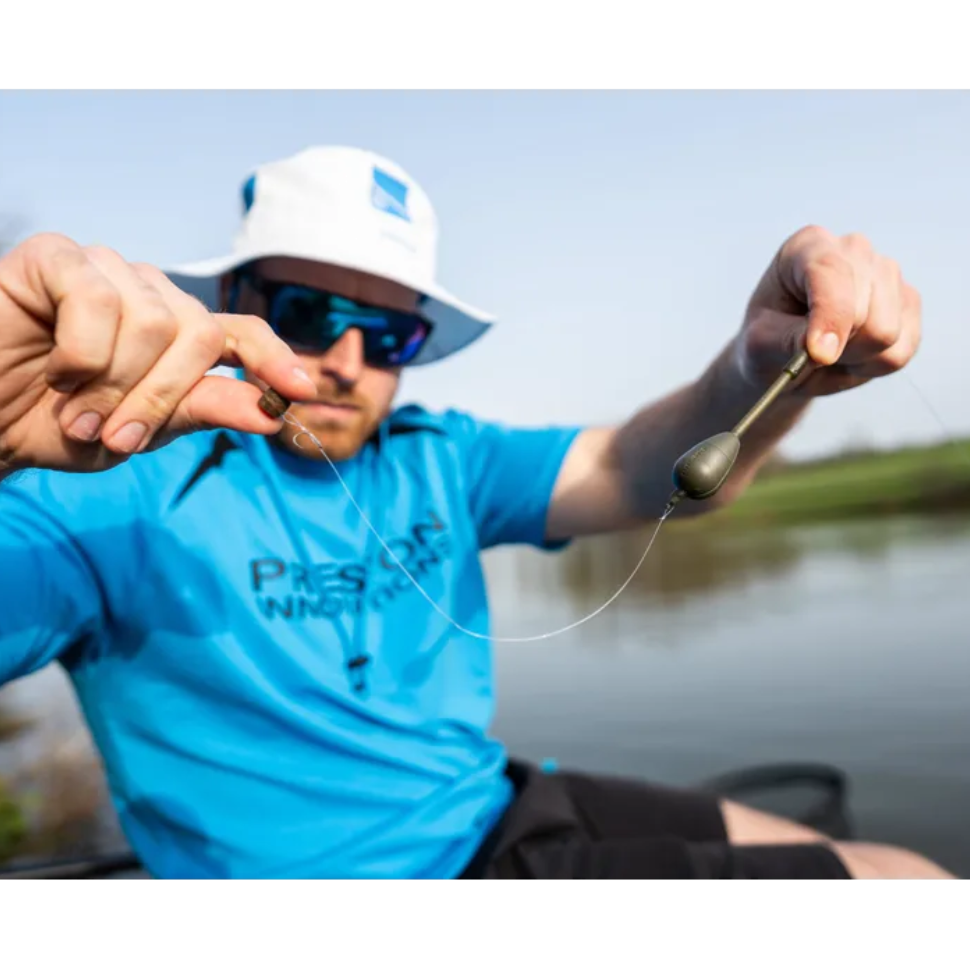 Angler, Angelangel?, Lure, Fishing line, Sunglasses