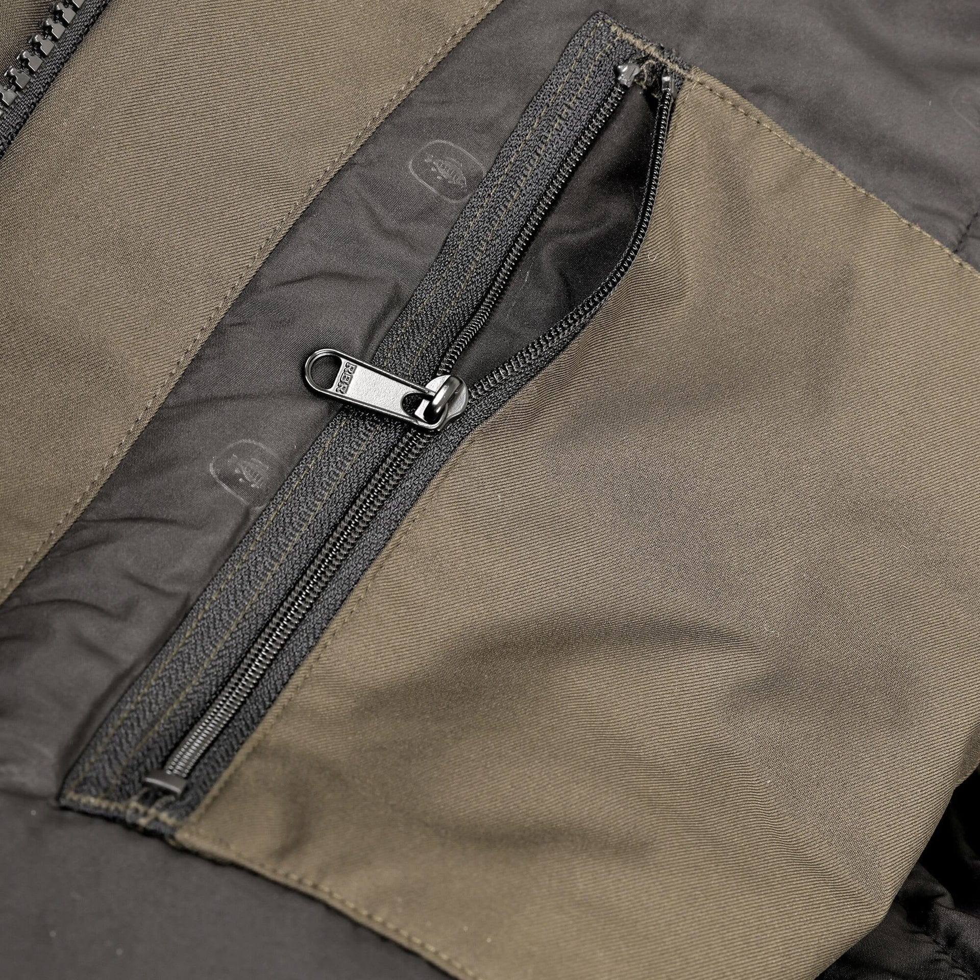 Prologic Signature Thermal Suit XL – Bild 2, Reißverschluss, Kunststoffzähne, Parka, Tarnfarbe, Außenmaterial