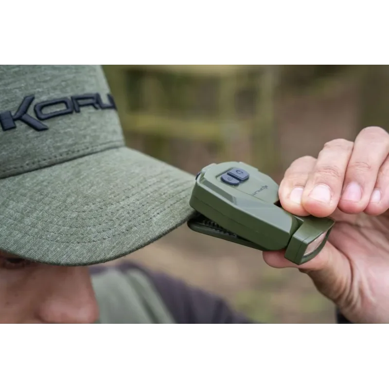 Korum Portable Hat Clip Light – Bild 3