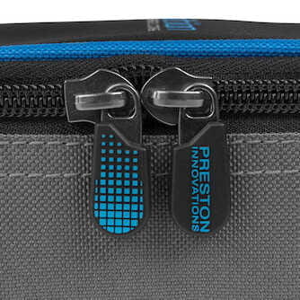 p0130092_Reel-Case_zip