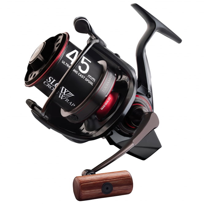 Daiwa Basia Tournament 45 SCW QD  – Bild 2,  Angelrutenrolle, 45mm Spule, Metallspule, Kernholzgriff, Bremstriemen