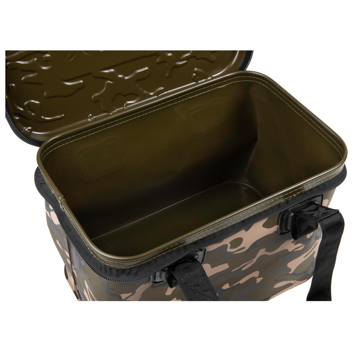 cev002_aquos-camolite-30l-open Aquos Camolite Bag 30L Open