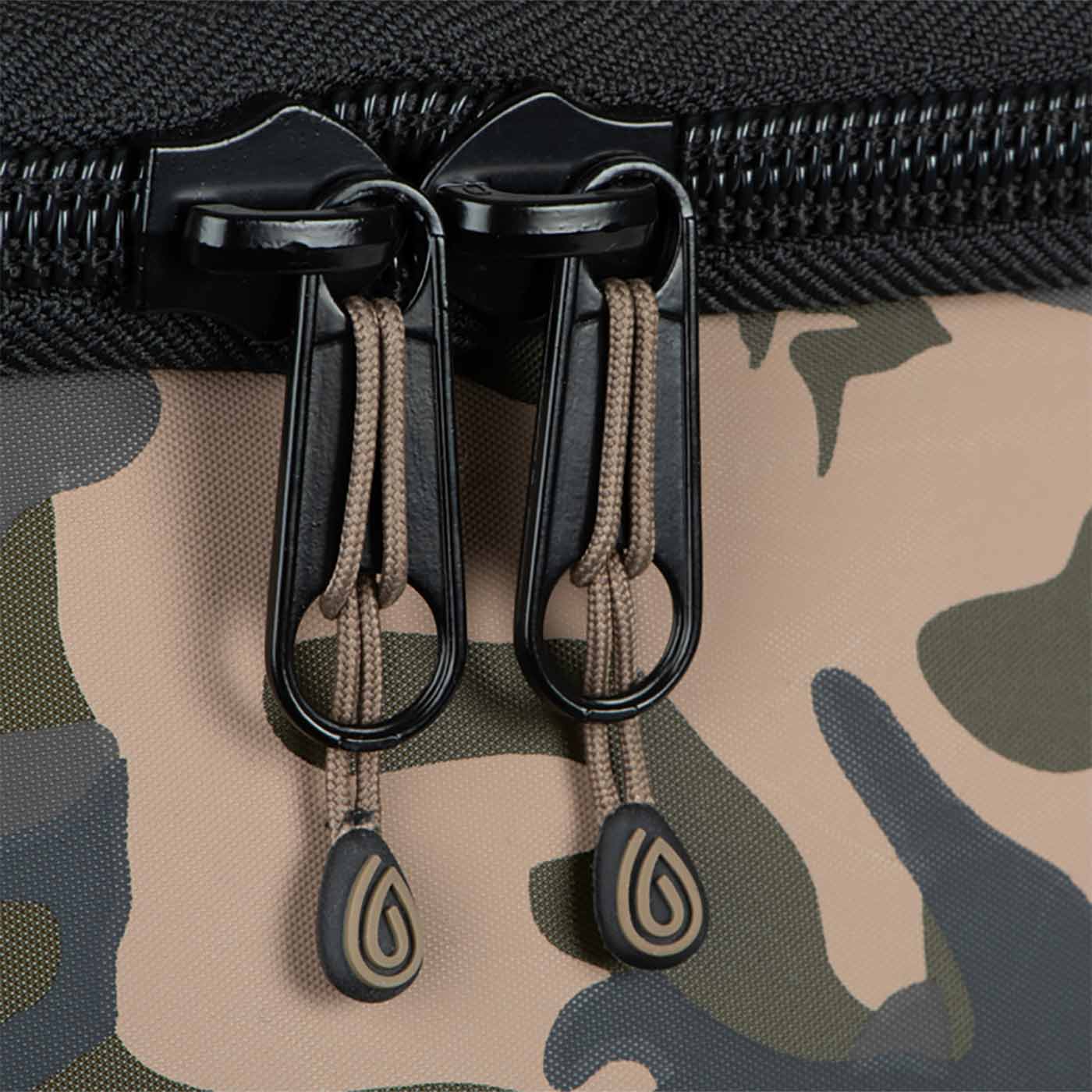 cev001_cev002_cev003_aquos-camolite-20l-30l-40l-zip43KQzQt0BvCPa Aquos Camolite Bag 50L Zip