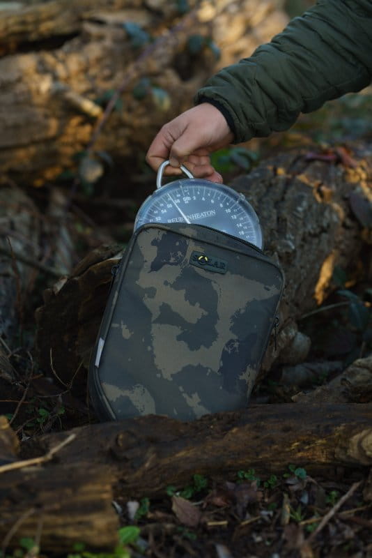 Solar Worldwide Scales Pouch – Bild 3, Outdoor scale, Taschenwaage im Tarnmuster, Handwaage, tragbare Waage, Ausrüstungstasche