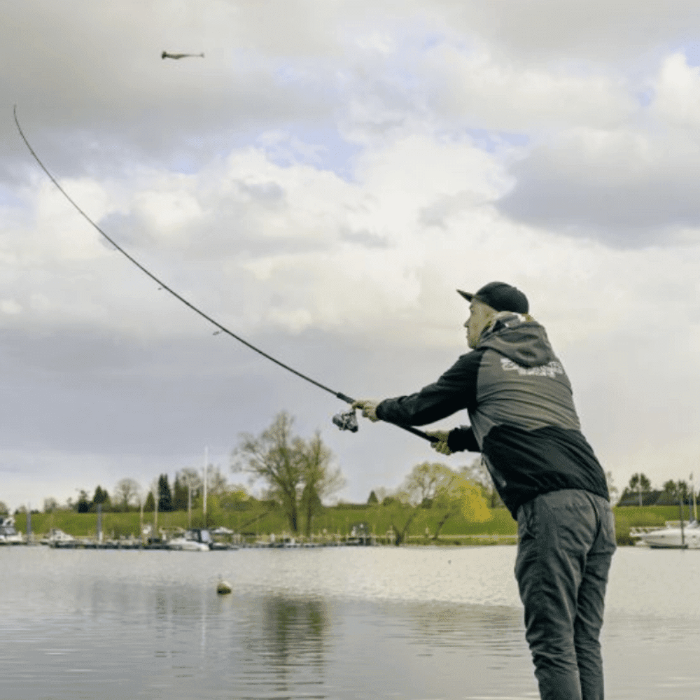 Smoke S3 SM100HPT RHW — Spot On Fishing Tackle
