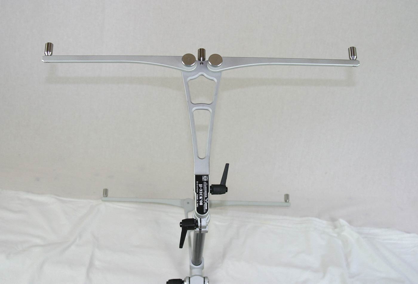 Micro Nick Bianco Sat Nero, vorne