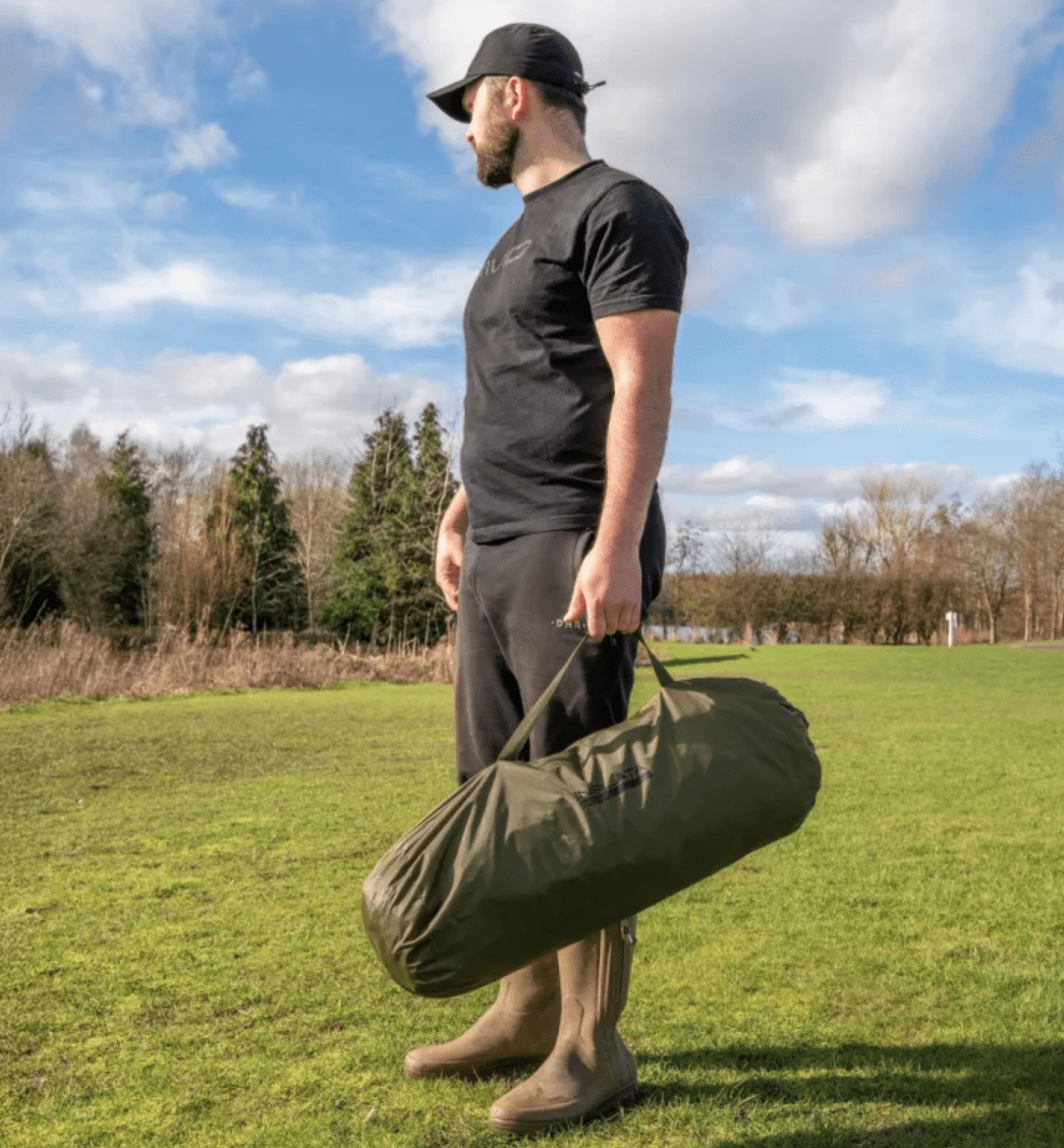 T-Shirt, Cap, Herrenbekleidung, Jogginghose, Reisebag