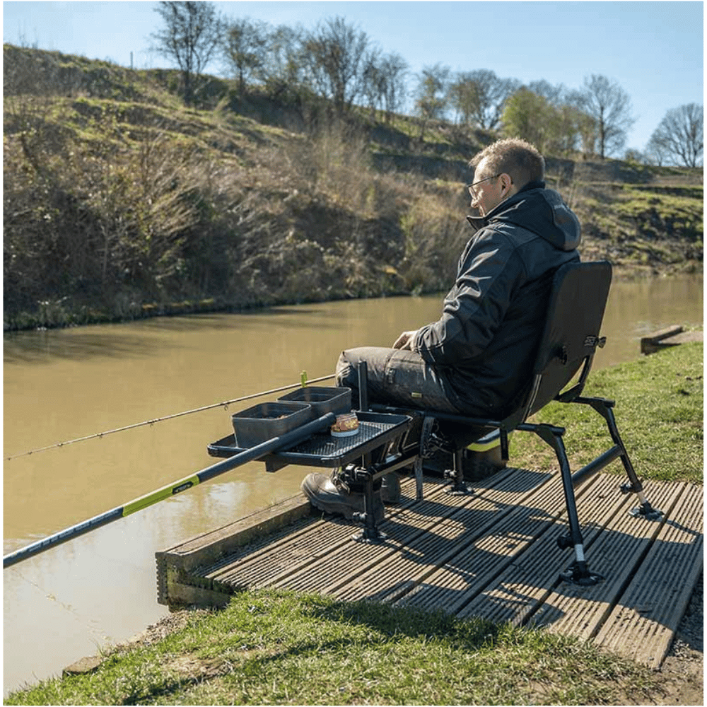 Person, Sitzend, Erwachsener, Männlich, Mann