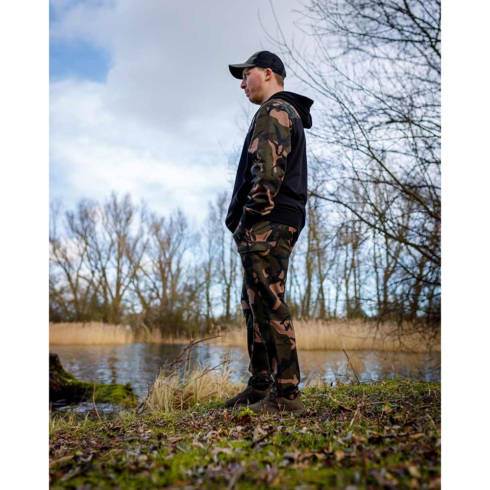 Fox LW Black/Camo Split Zip Hoody Medium Fox LW Black/Camo Split Zip Hoody Medium